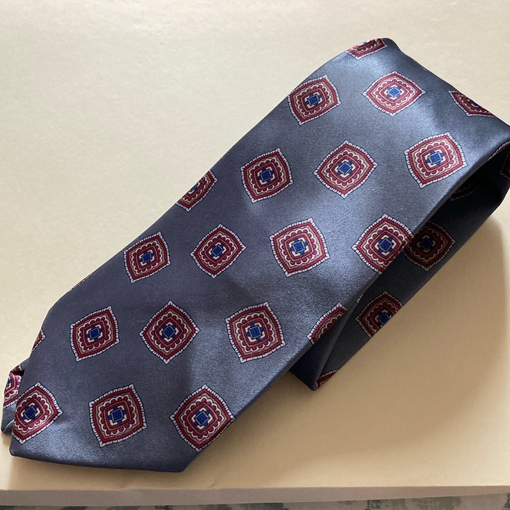 Vintage Camden Court Tie with Suit Pocket Square